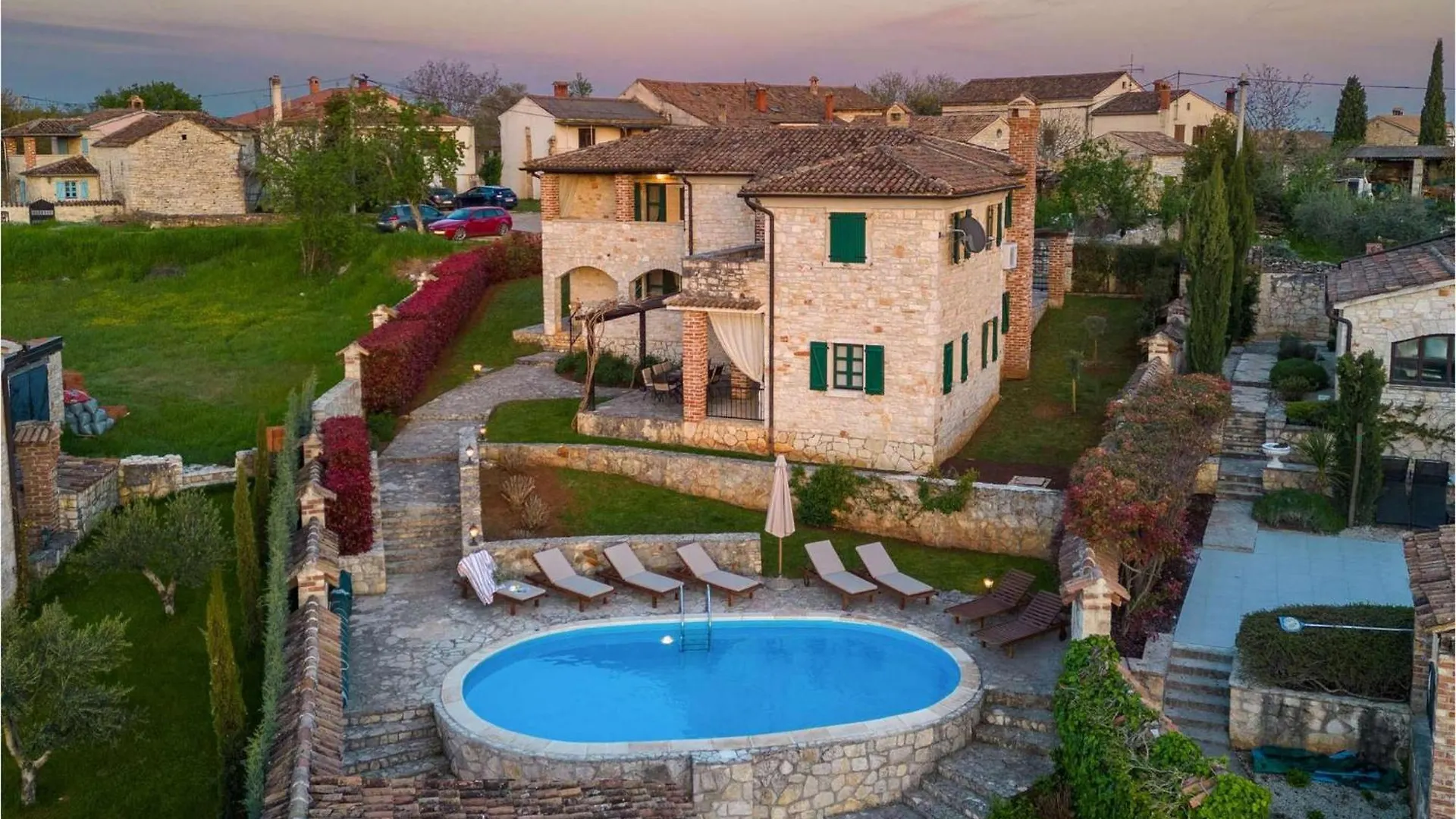 Villa Adea Jakici 0*,
